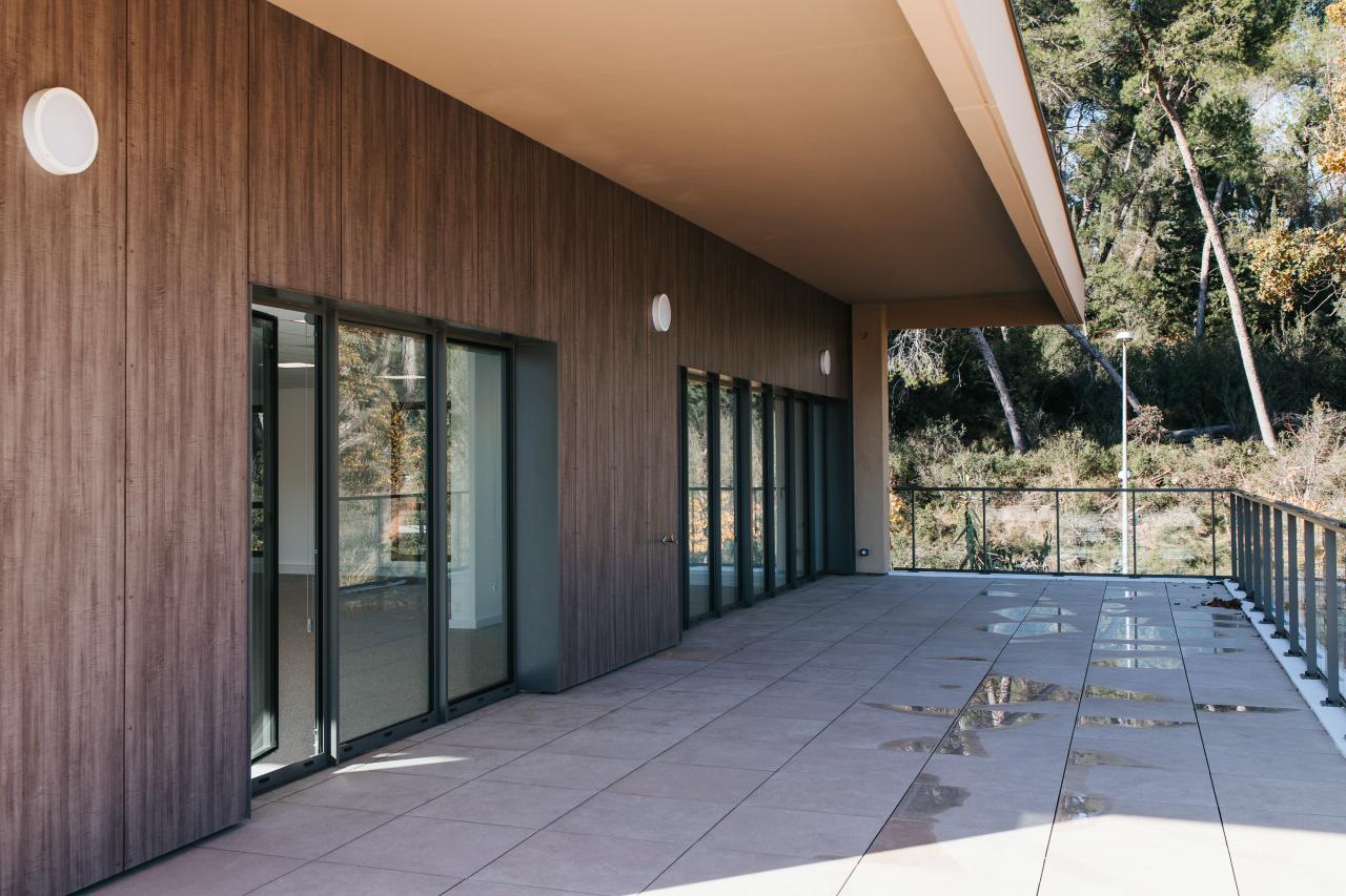 Bureau Aix-en-Provence 5363m² Location bureau Aix-en-Provence Bouches-du-Rhône OLBUR2115098 3